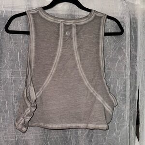 Lululemon crop tank